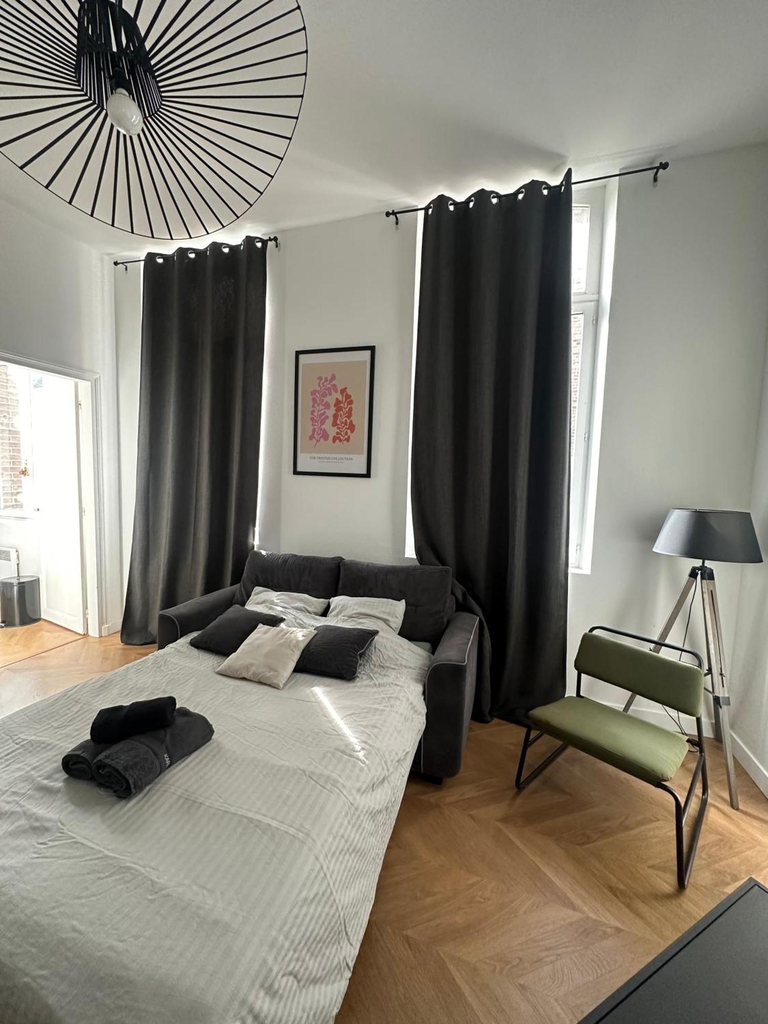 Spacieux Appt Haussmannien Parking Prive Αμιάν Εξωτερικό φωτογραφία